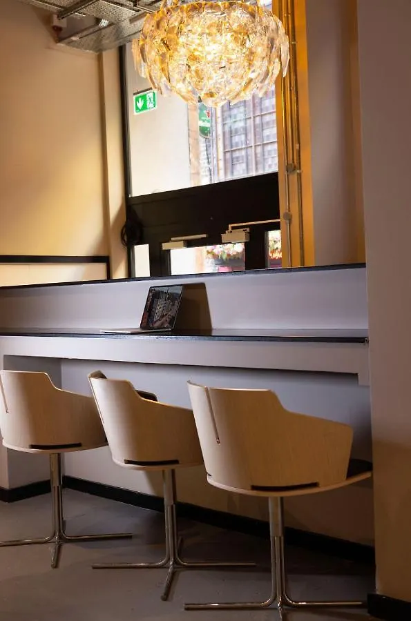 Rezz Temple Bar, Dublin Hotel