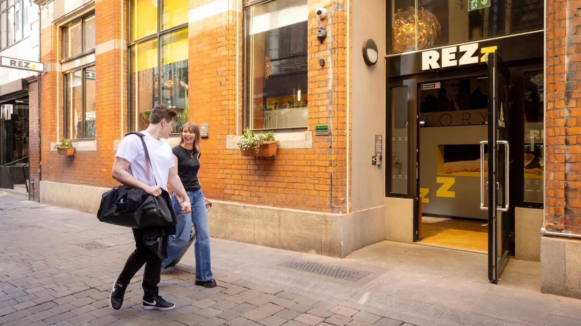 ***  Hotel Rezz Temple Bar, Dublin Irland
